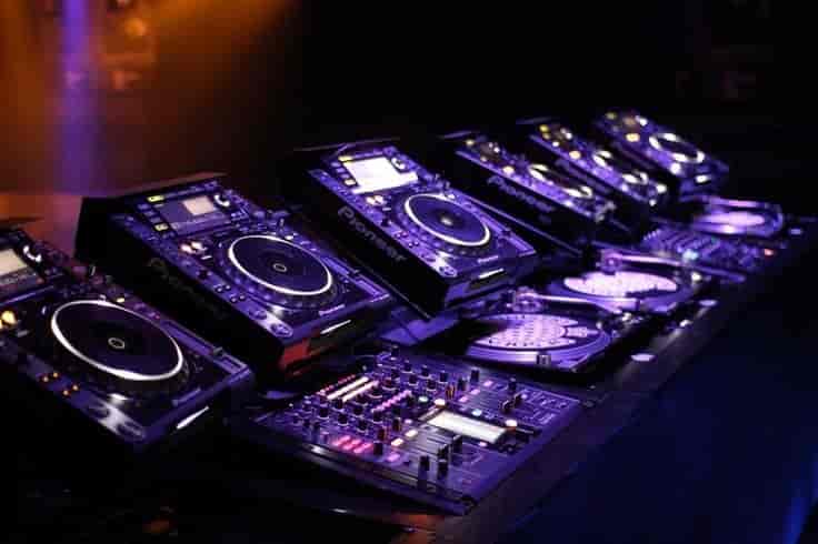 club dj setup